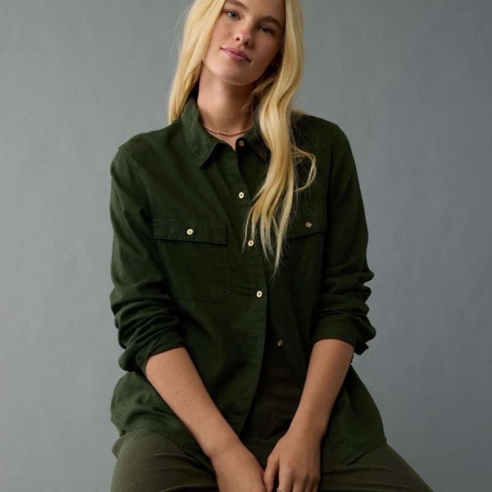 American Eagle Green Button Up Shirt Women’s Small Utility Pocket